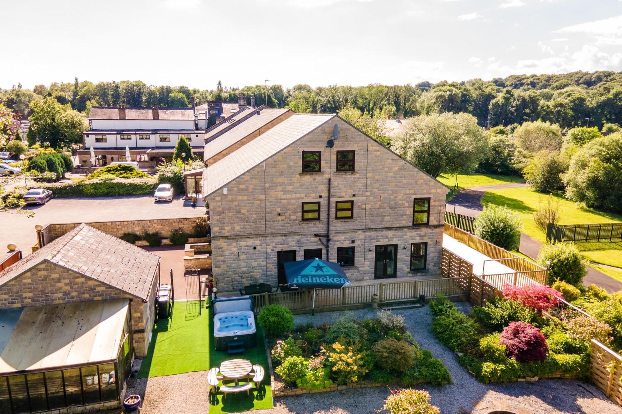 The House @ Sitwell Arms Hotel Renishaw Exterior photo